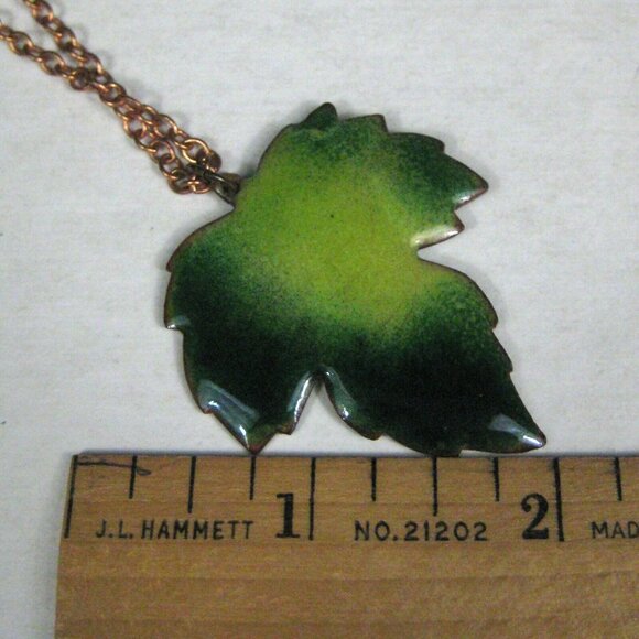 Necklace Earrings Screw Back Set 3 Grean 18 In VTG 40 Enamel Leaf CHAIN REPLACE - Picture 5 of 7